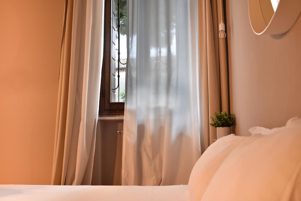 Om Plus Santa Giustina