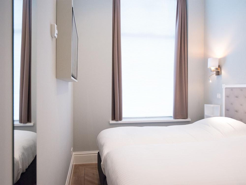 BizStay Park Central Executive