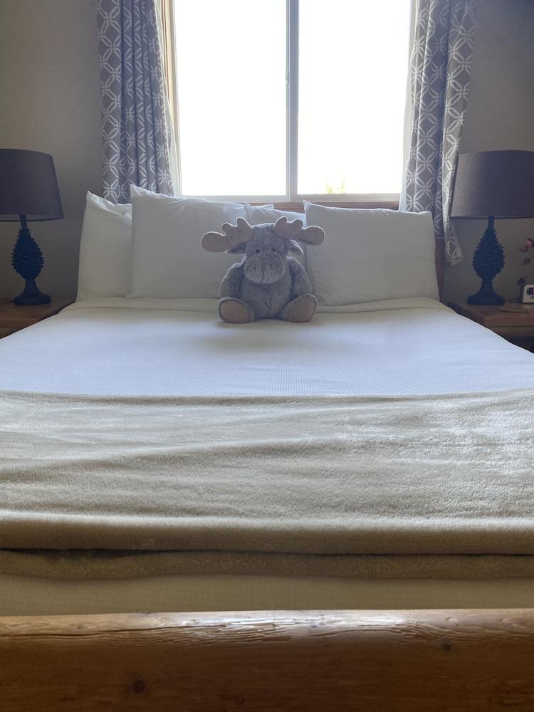 Pioneer Ridge B&B Inn