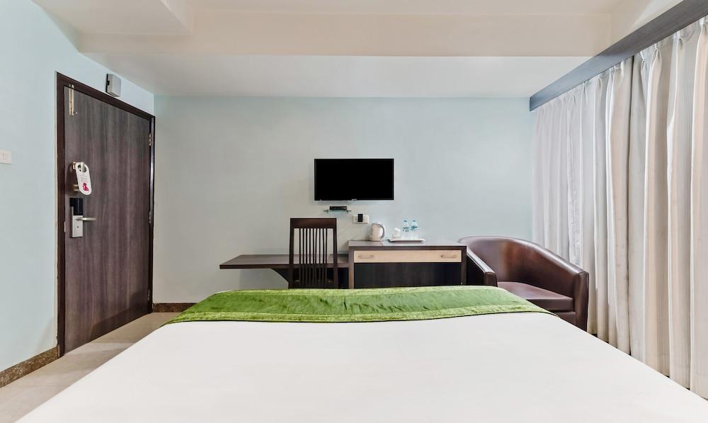 Treebo Geetanjali Regency