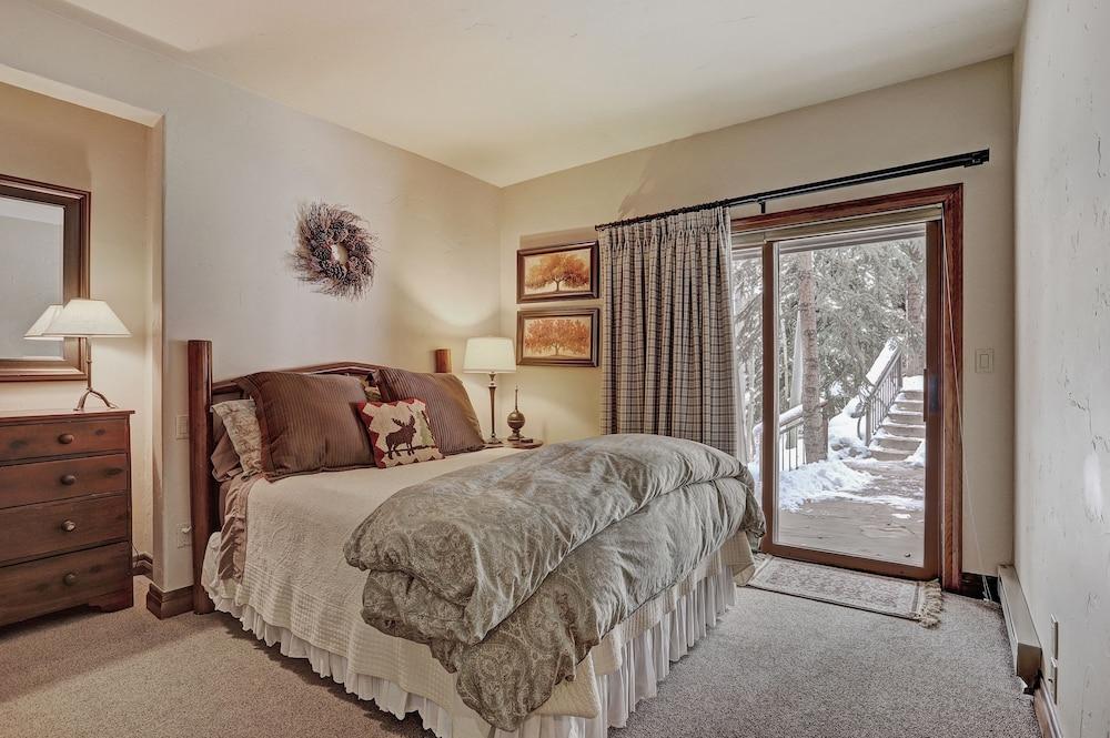 Pines 7 Larkspur - 6 Br Townhouse