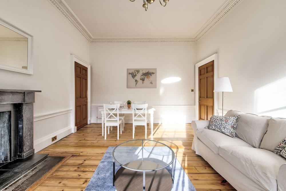 Cumberland - New Town Apartment