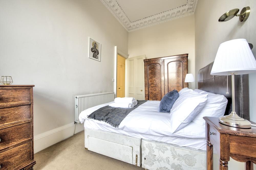 Oxford - New Town Apartment