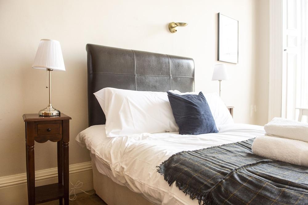 Oxford - New Town Apartment