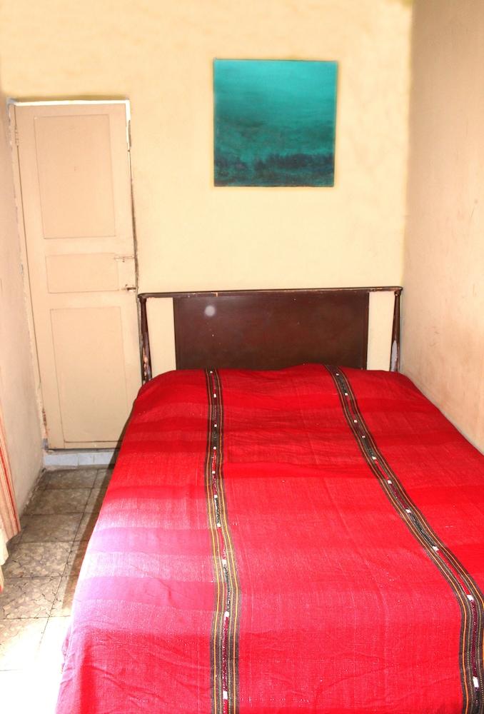 Ximena s Guest House