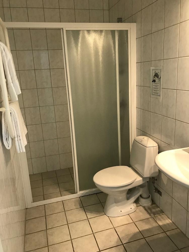 Ekarnas Motell & Vandrarhem