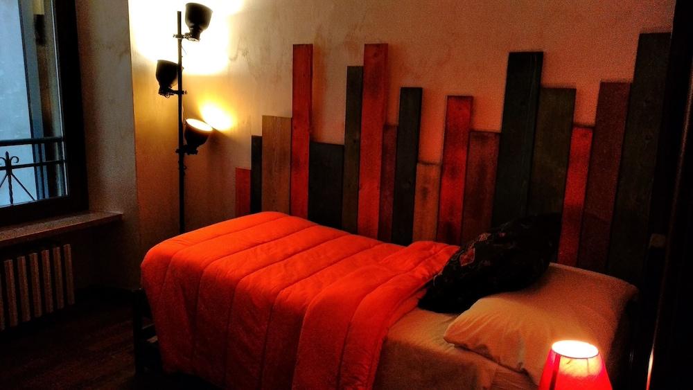 Marconi Rooms - Porta Leoni Suite