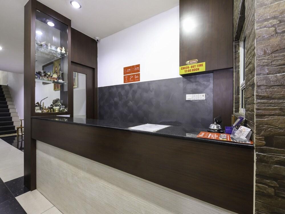 OYO 728 Tai Pan Hotel