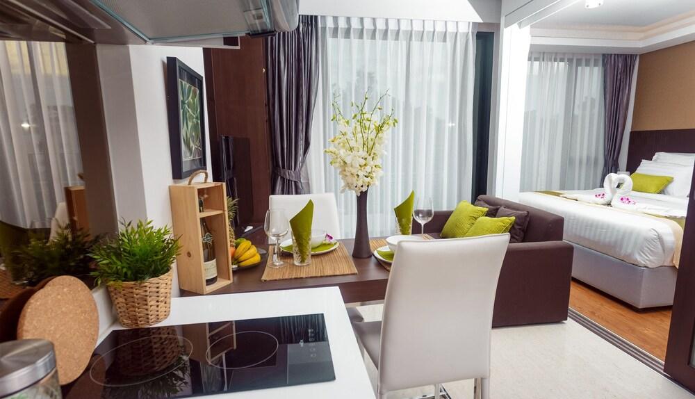 The Aristo by Holy Cow 421