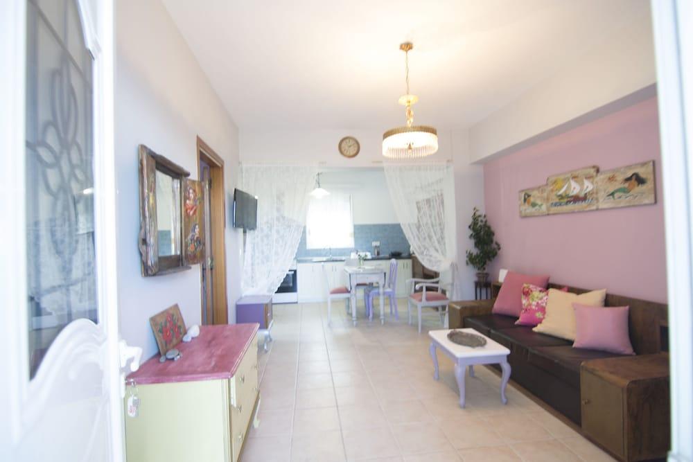 Brezza Apartment A
