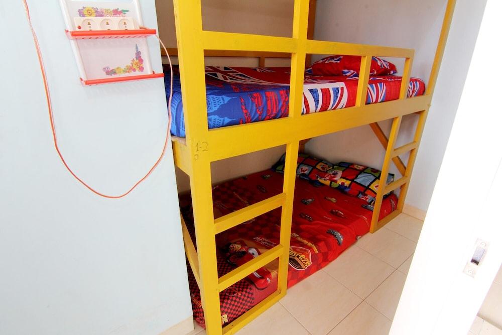 Griya Ardafa - Hostel