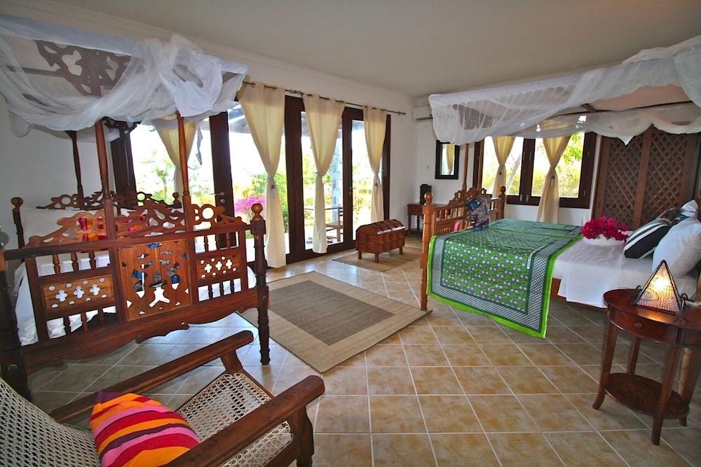 Villa Paradise ON THE Ocean