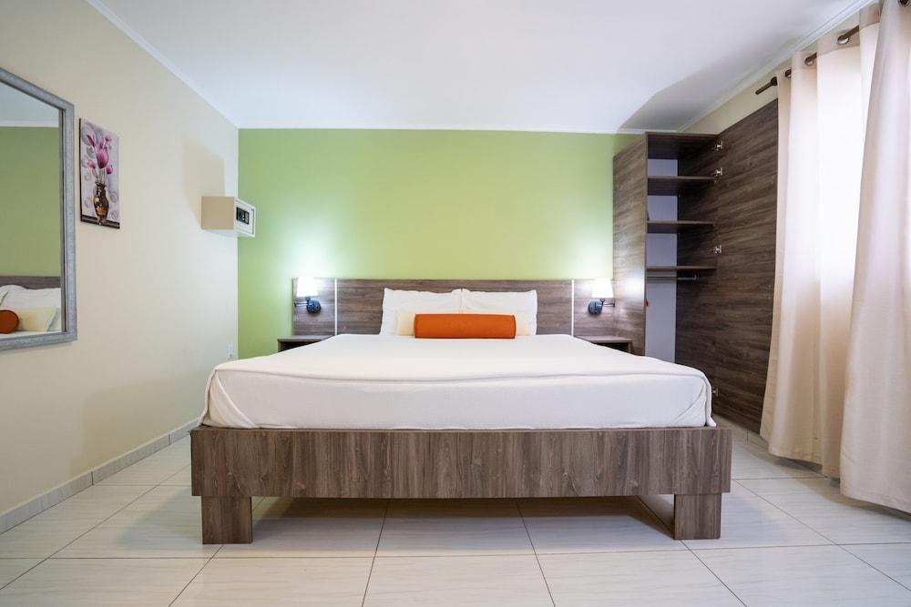 Delynne Boutique Hotel