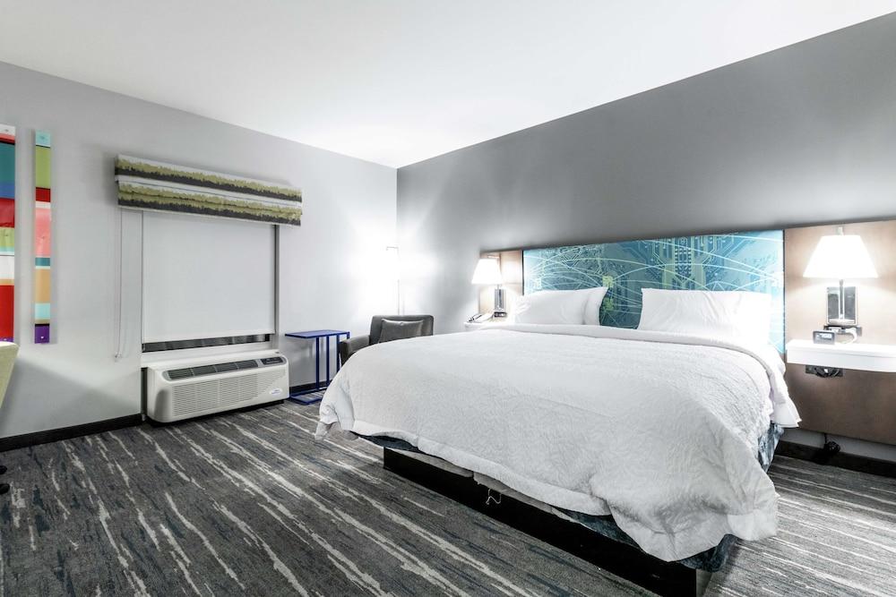 Hampton Inn Locust Grove