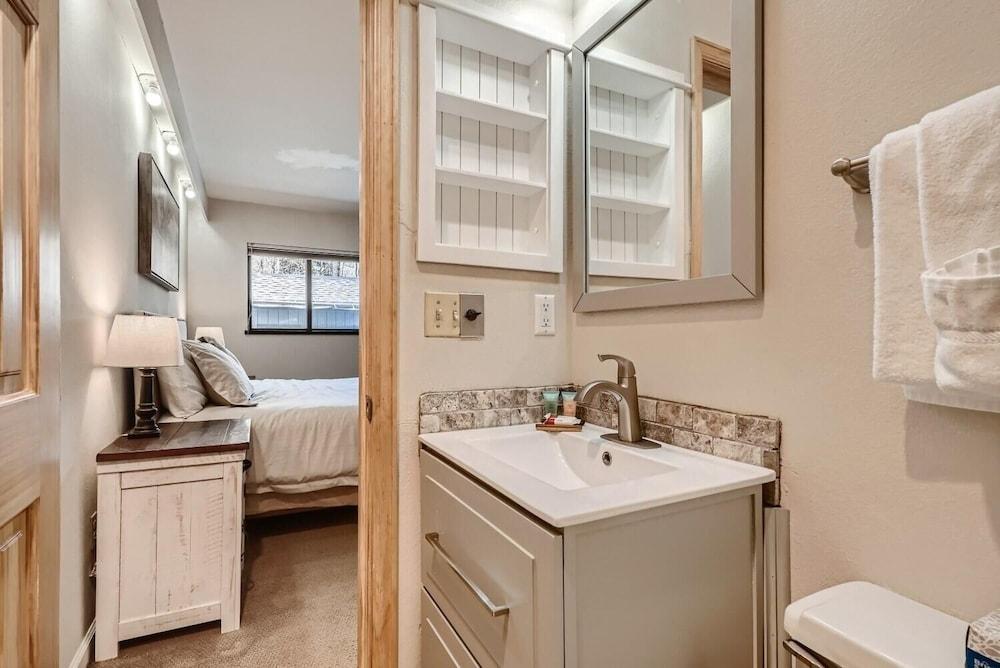 Copper Junction 203 - 1 Br Condo