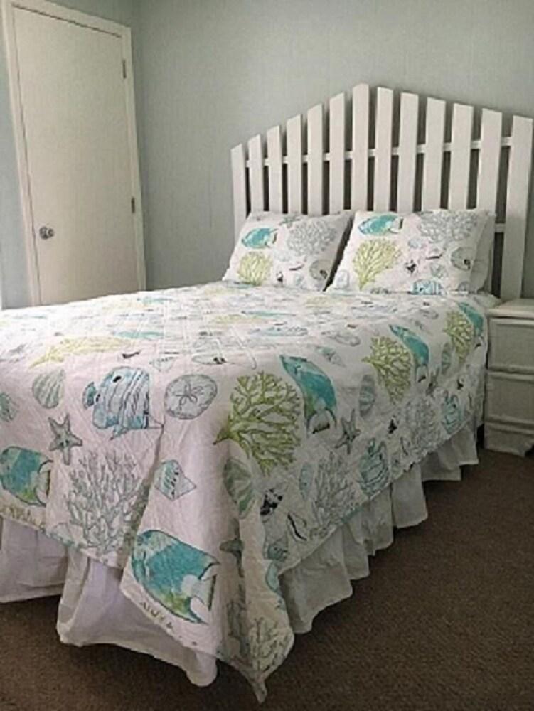 Holden Memories #67108 - 4 Br Condo