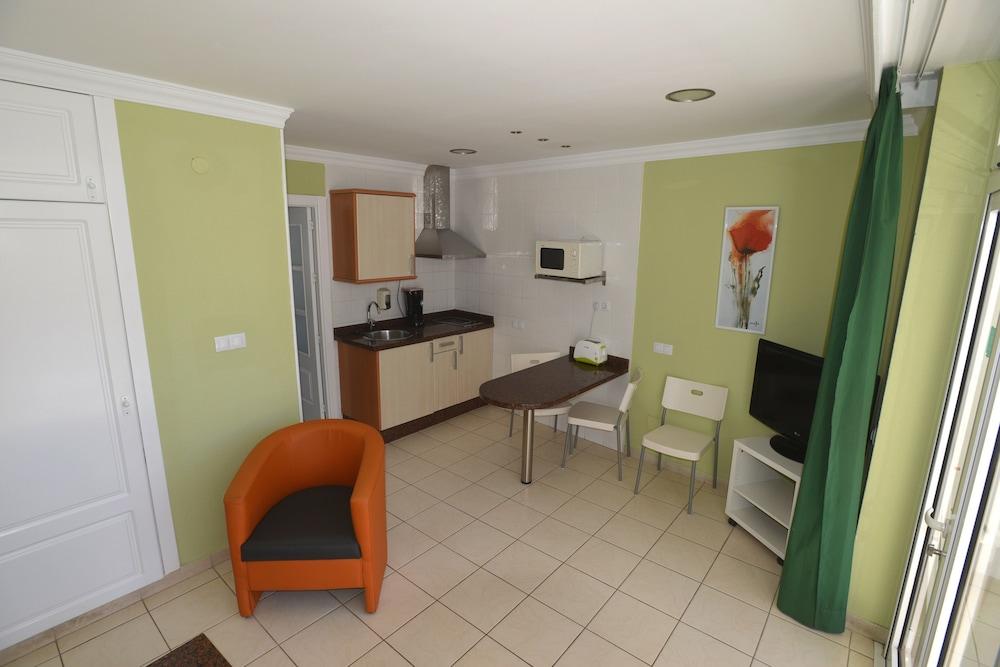 Apartamentos Arco Iris