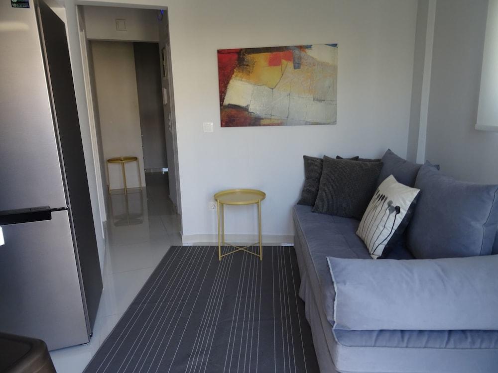 Minimal Luxury near Acropolis