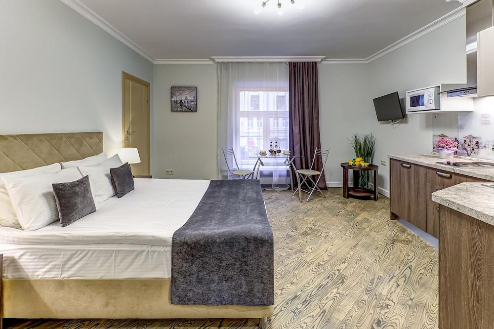 Apartments Marsovo Polye