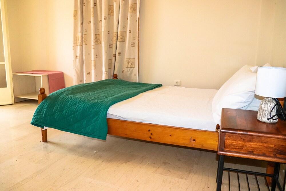 Orizontas Studios and Apartments