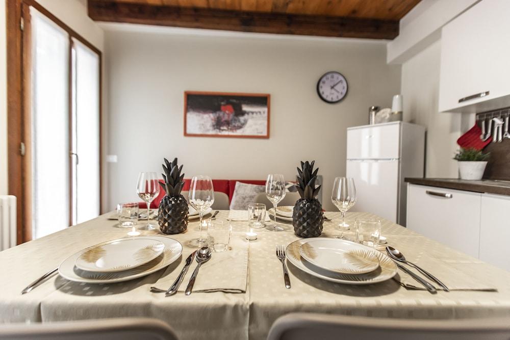 Venetian Exclusive Apartment R&R