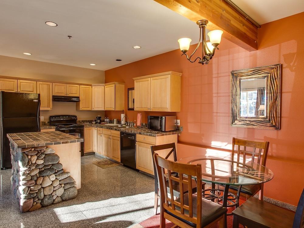 Leavenworth Village Inn