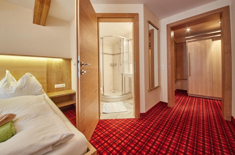 ThePoolhouse Boutique Lodge