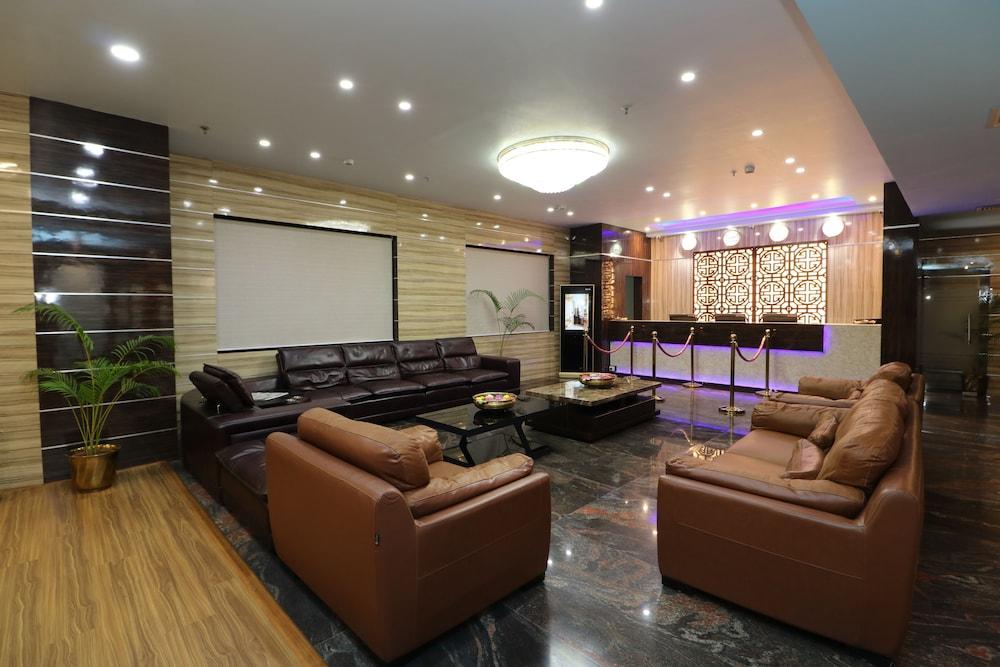 Aristocrat Hotel, New Town, Kolkata