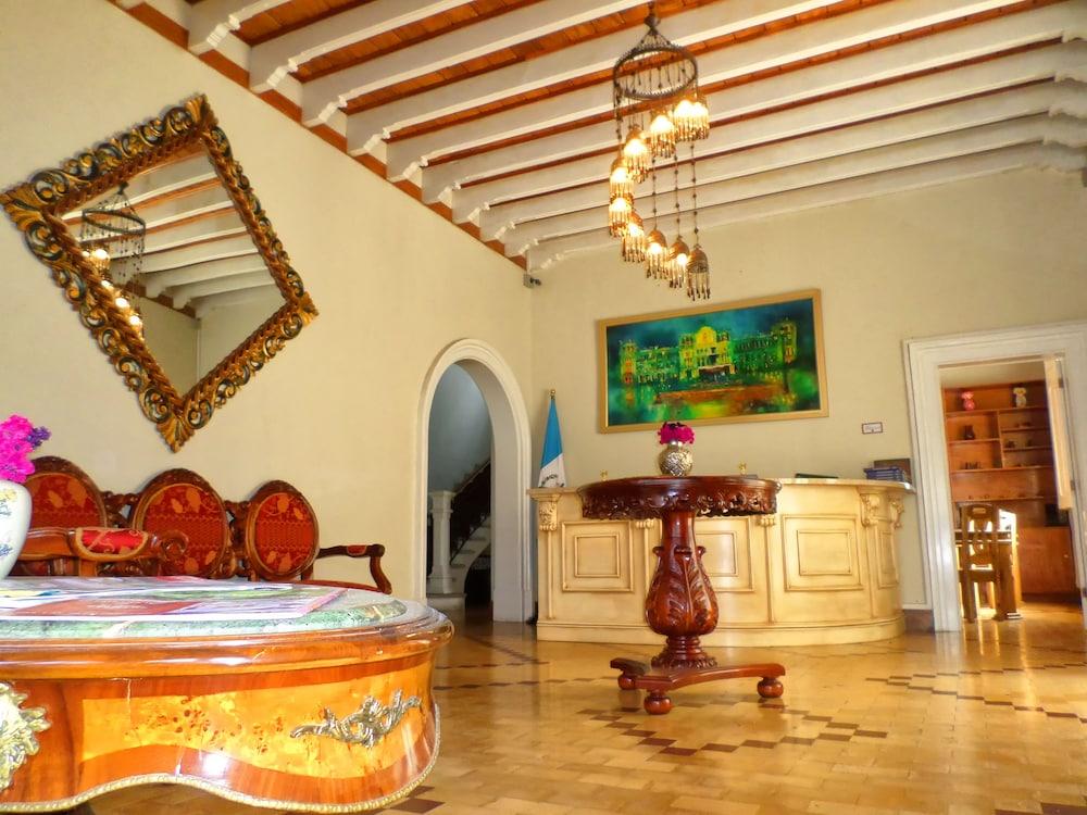 Palacio de Jocotenango Hotel