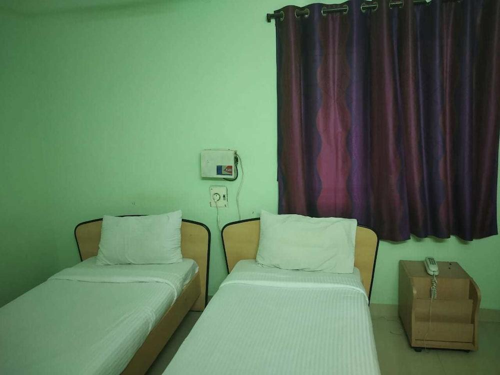 Maxi Stay - Royapettah