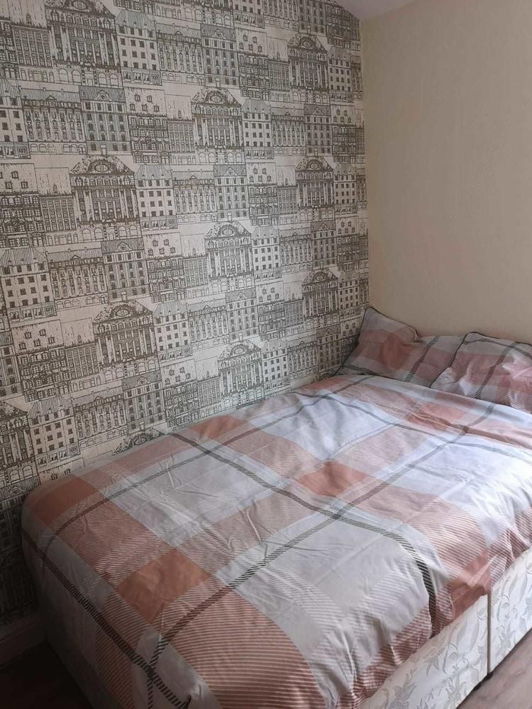 The Winter Garden Suites