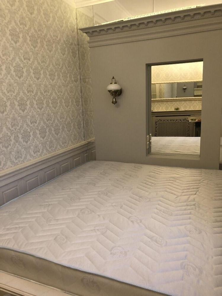 Apartment Fodorova 1