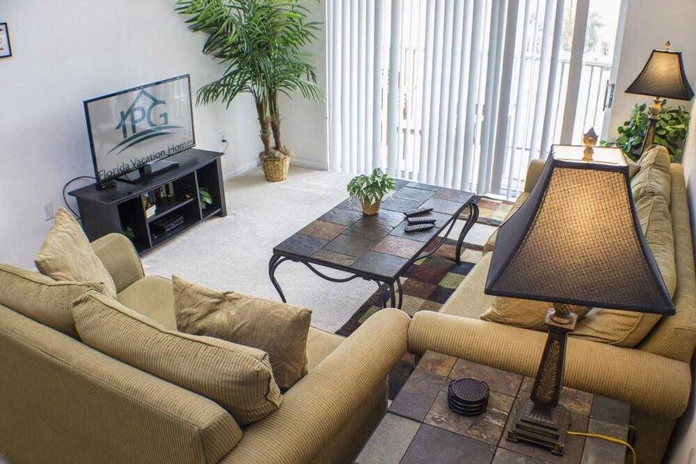 Windsor Hills 2778 - 401