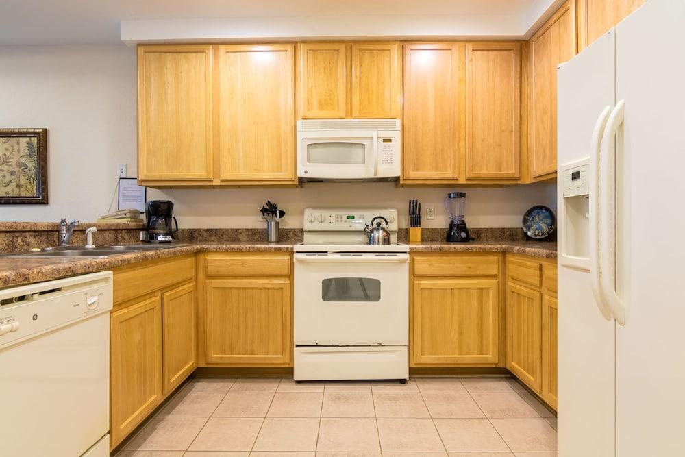 Caribe Cove 9051 Unit 203