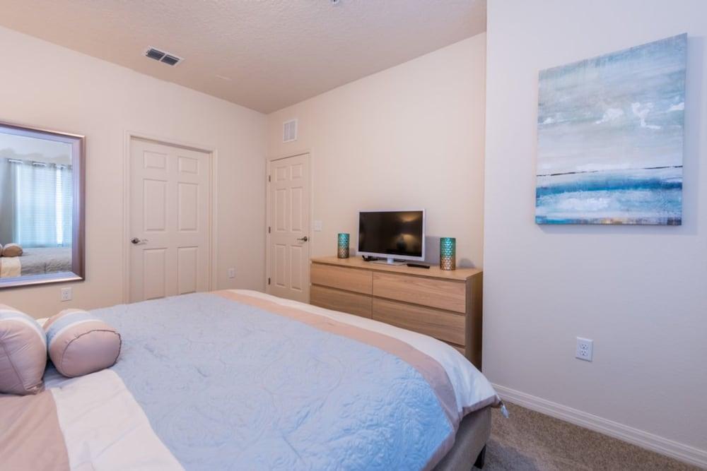 Lucaya Village 5362 B18.102