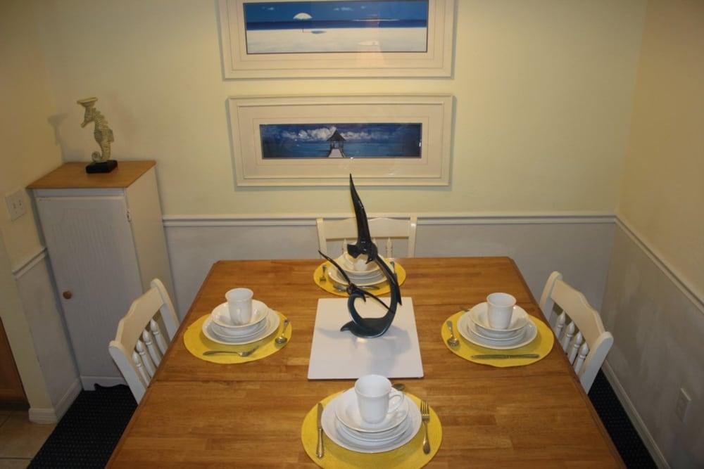 Runaway Beach 3013 B15.103