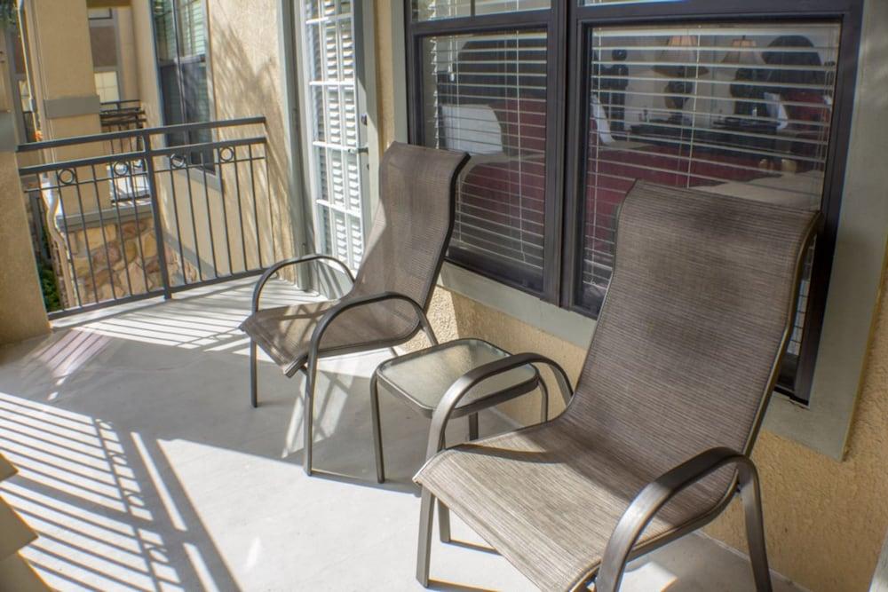 Bella Piazza 904 - 527