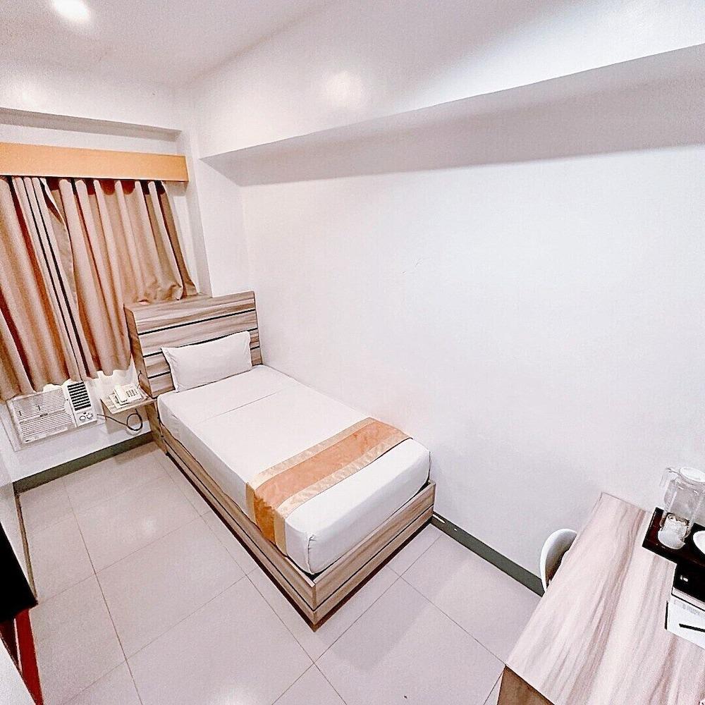 Travelbee Fuente Inn