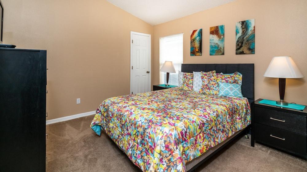 Hampton Lakes - Lovely 3bd/2ba Pool Home 3hl905