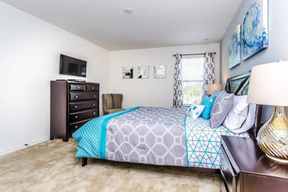 Watersong - 6bd/5.5ba Pool Home #6wr120