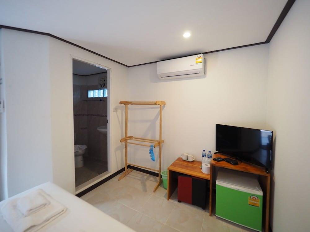 Bong Valley Khiri Wong