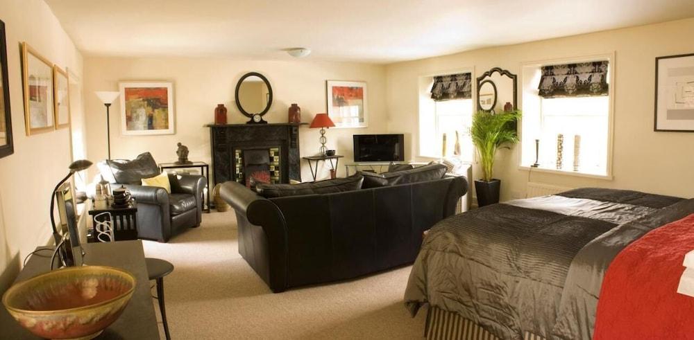 The Tankerville Arms