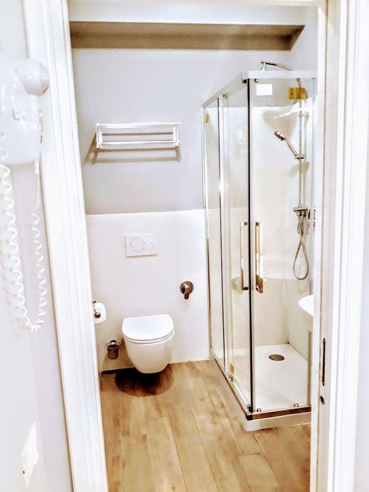 Colosseum Acquaforte's Room