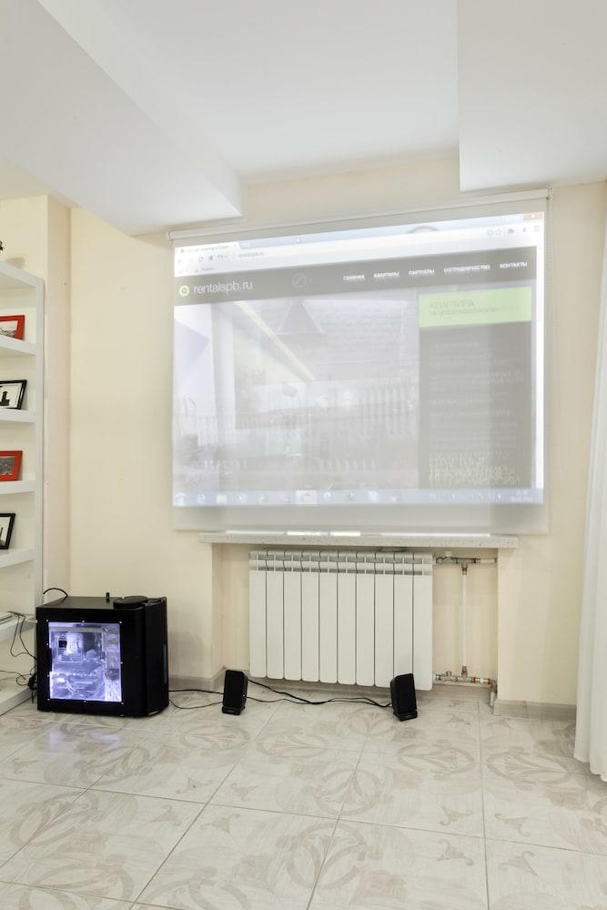 RentalSPb Studio on Nikolskaya