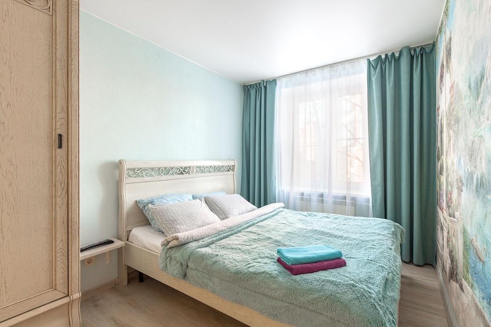 RentalSPb Apartment on Lensoveta