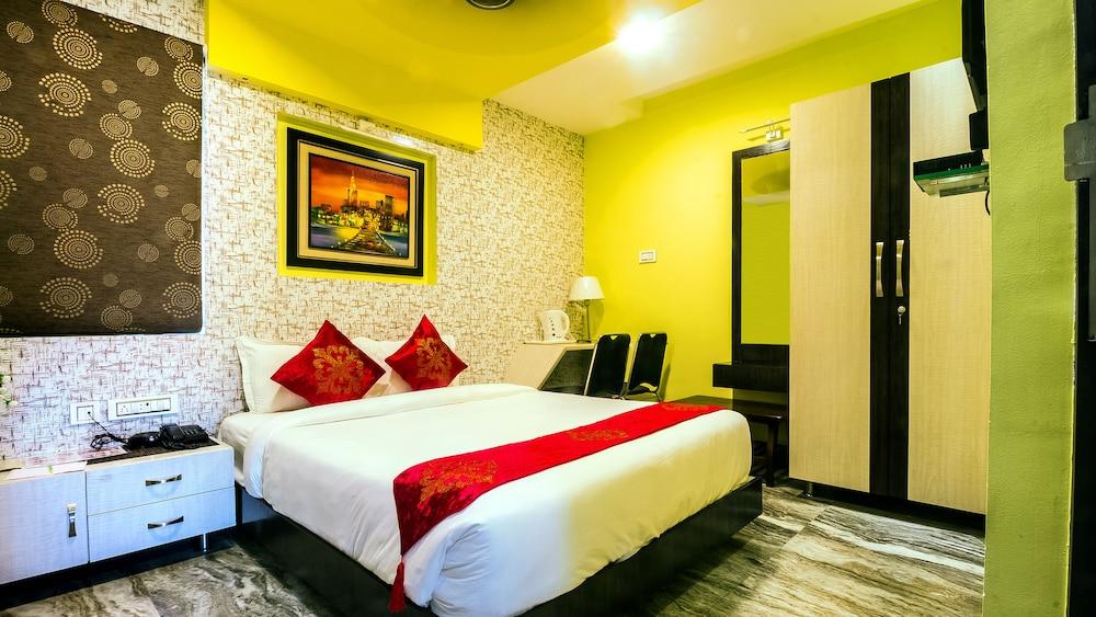 The Supreme Residency