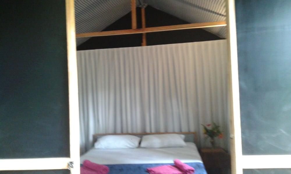 Kandy Village Glamping