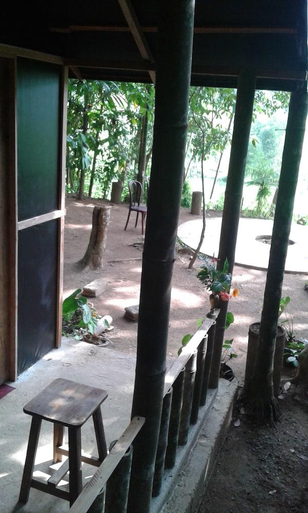 Kandy Village Glamping