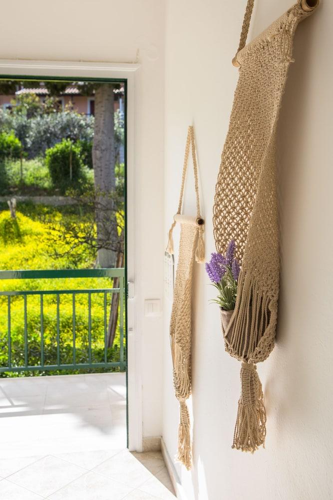 Ionian Boutique by Checkin