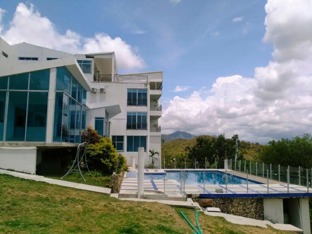 Hotel La Montaña Girardot
